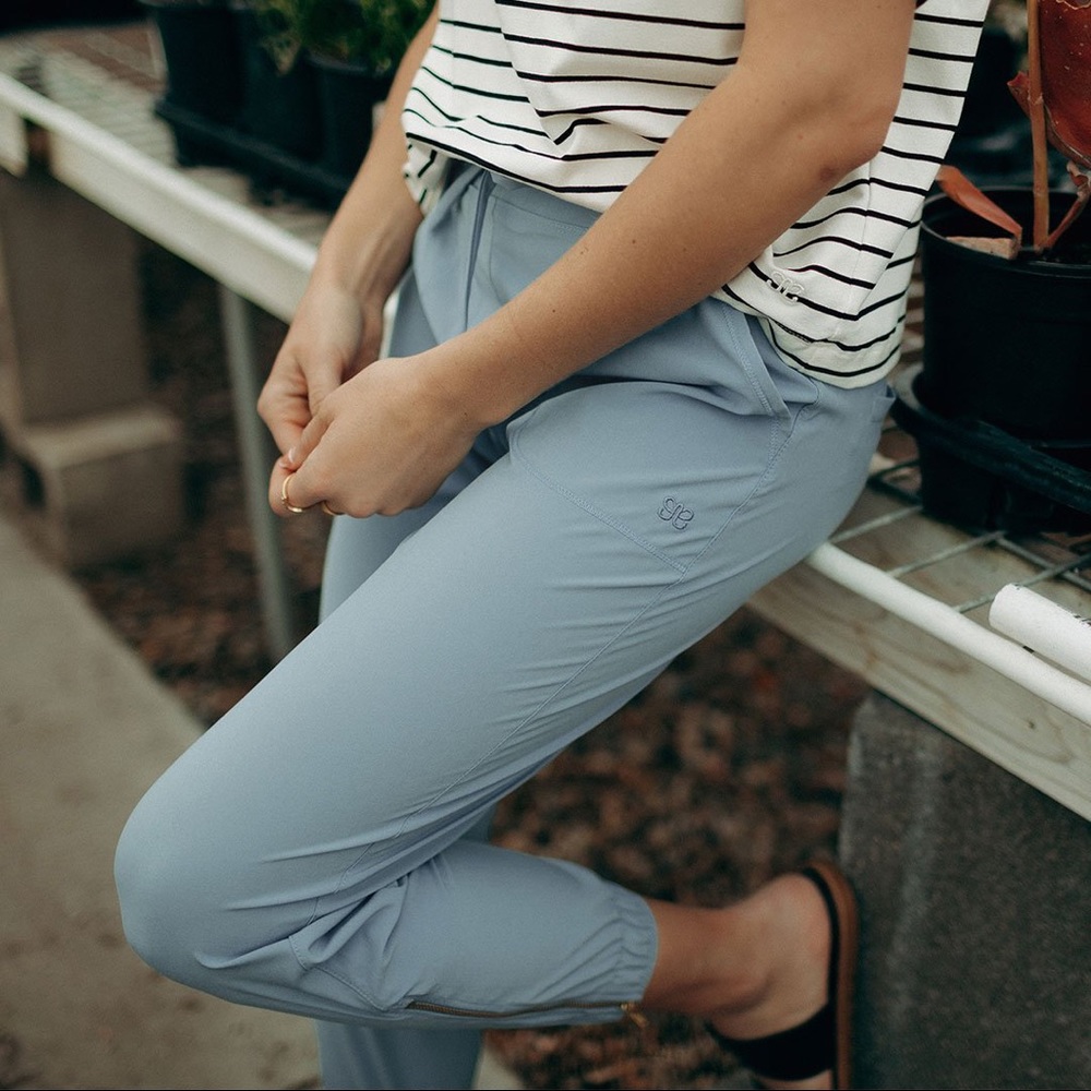Albion Fit French Blue Jetsetters
